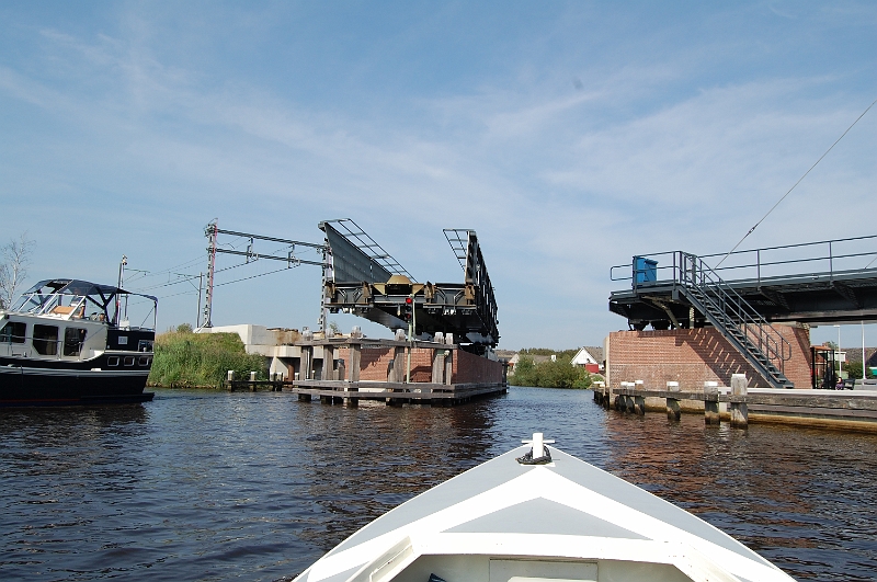 DSC_2635.JPG - De nieuwe spoorbrug bij Akkrum